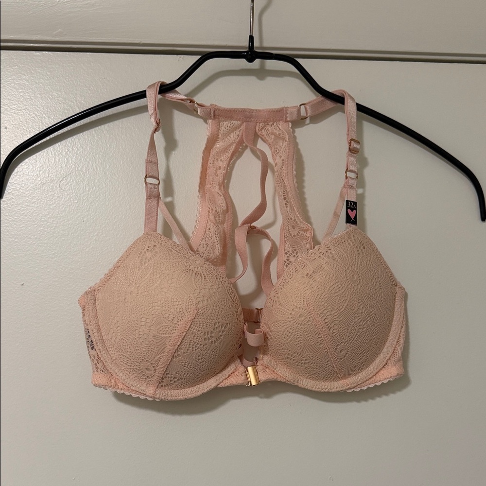 Victorias Secret Halter Bra in Blush Pink